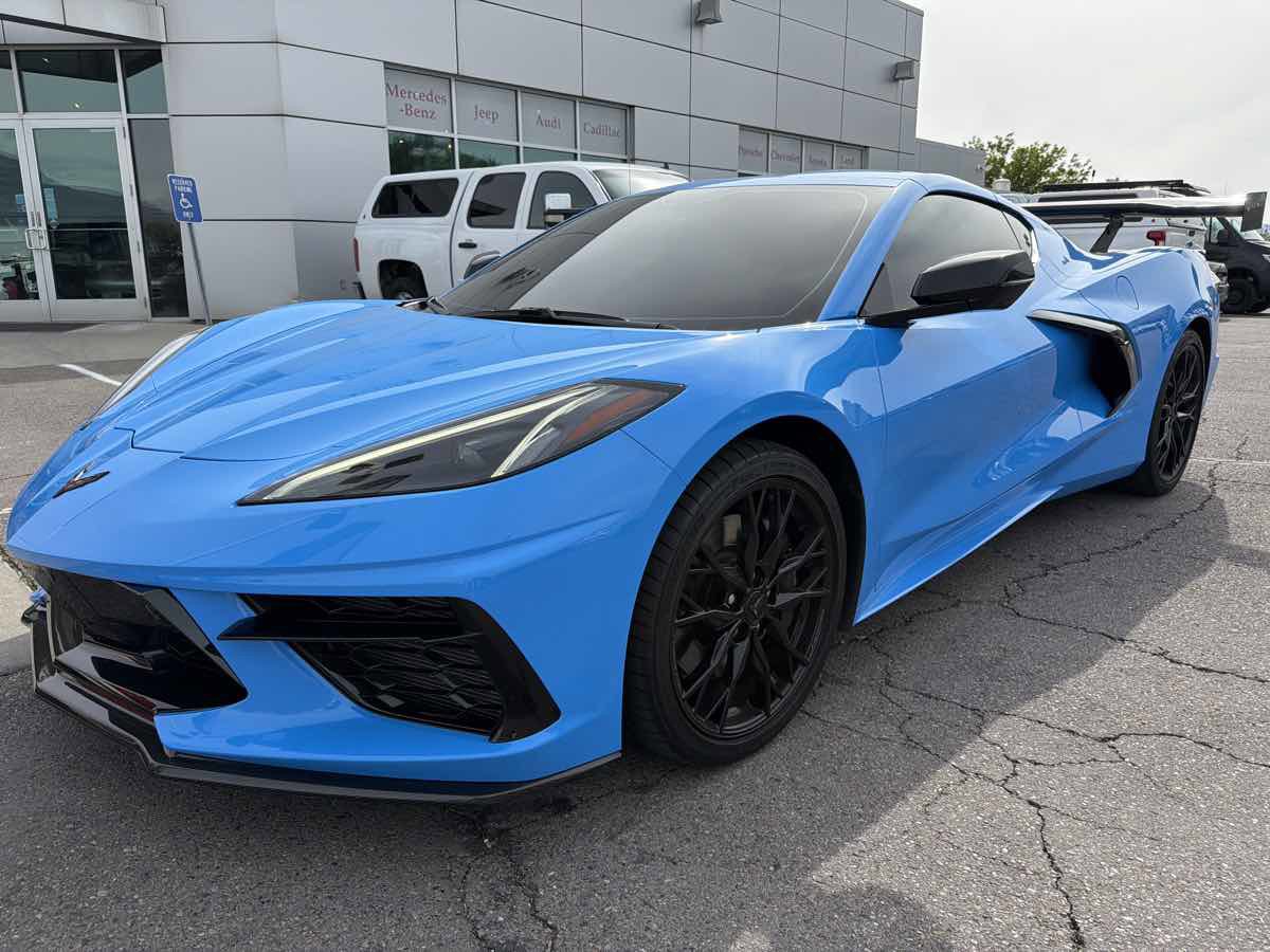 Used 2023 Chevrolet Corvette Stingray Premium Cpe w/ Z51 Performance Package RWD image 9