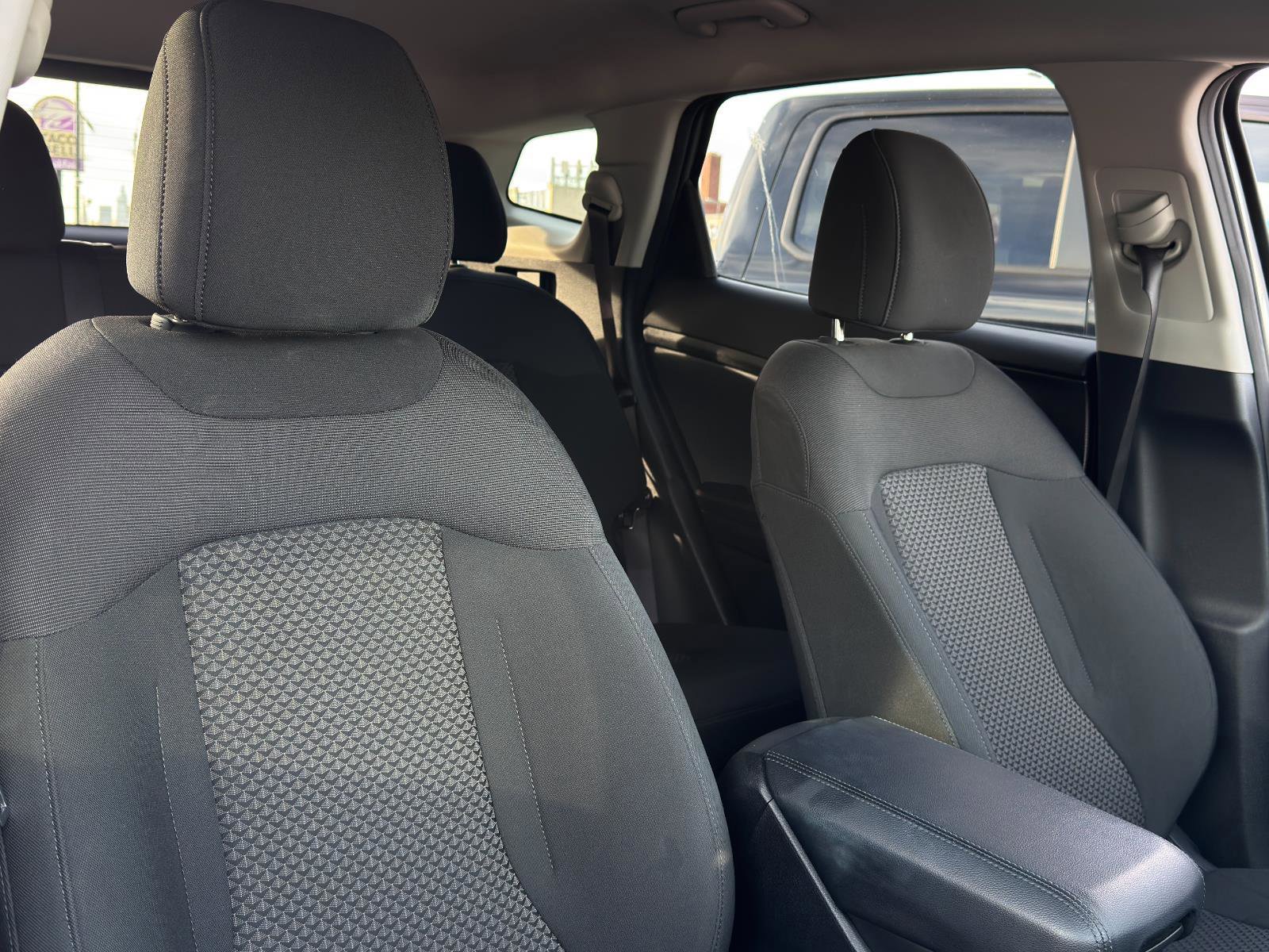 Used 2023 Kia Sportage LX image 28