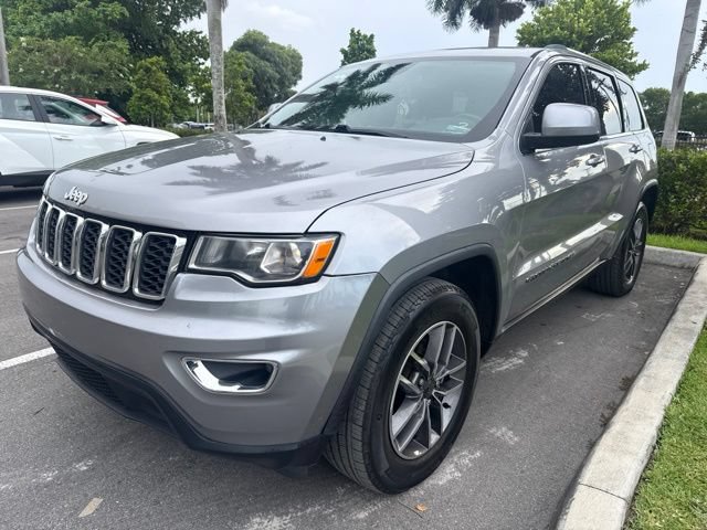 Used 2020 Jeep Grand Cherokee Laredo w/ 18" Wheel & 8.4" Radio Group RWD image 1