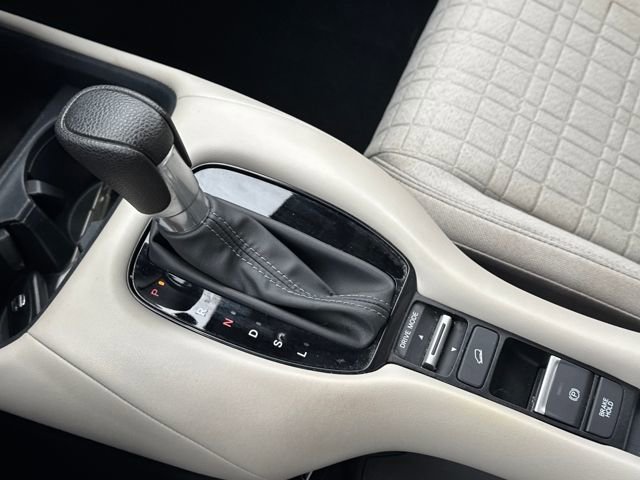 Certified 2023 Honda HR-V LX image 12