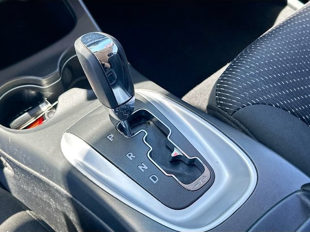 Used 2019 Dodge Journey SE FWD image 16