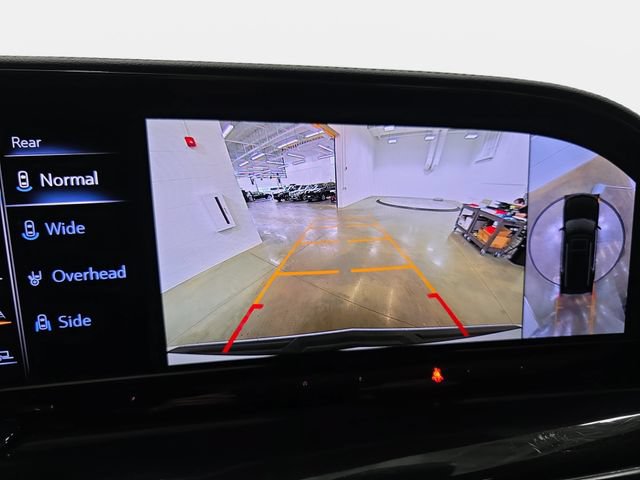 Certified 2024 Cadillac Escalade ESV V w/ LPO, Floor Liner Package AWD/4WD image 20