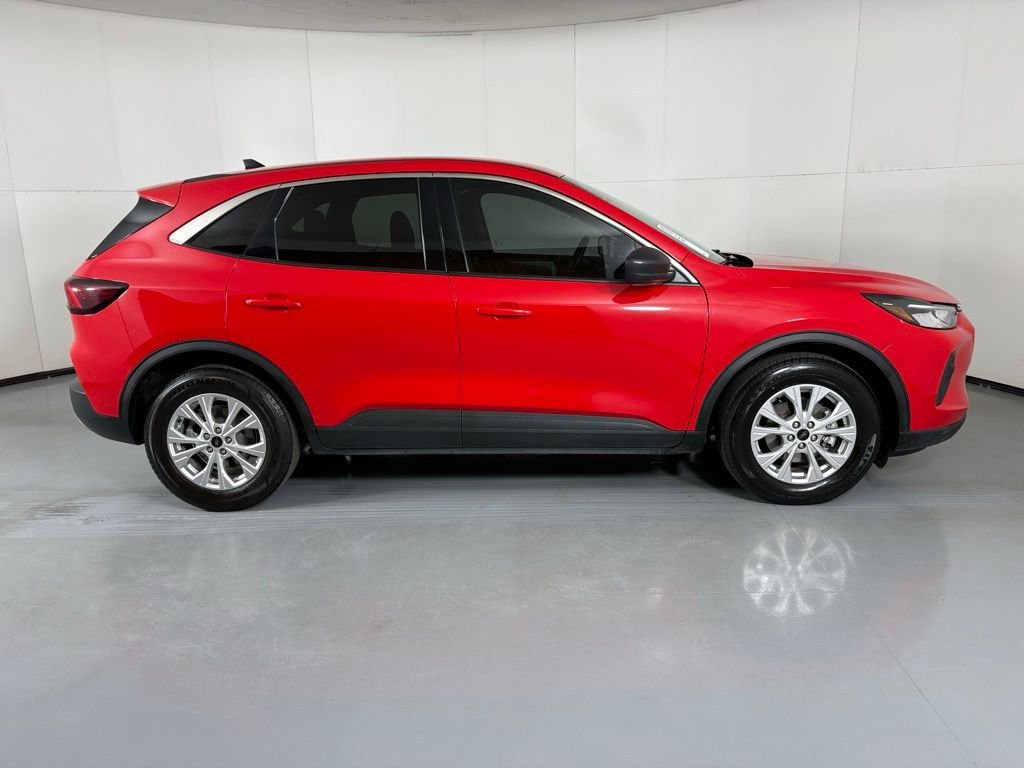 Used 2024 Ford Escape Active FWD image 9