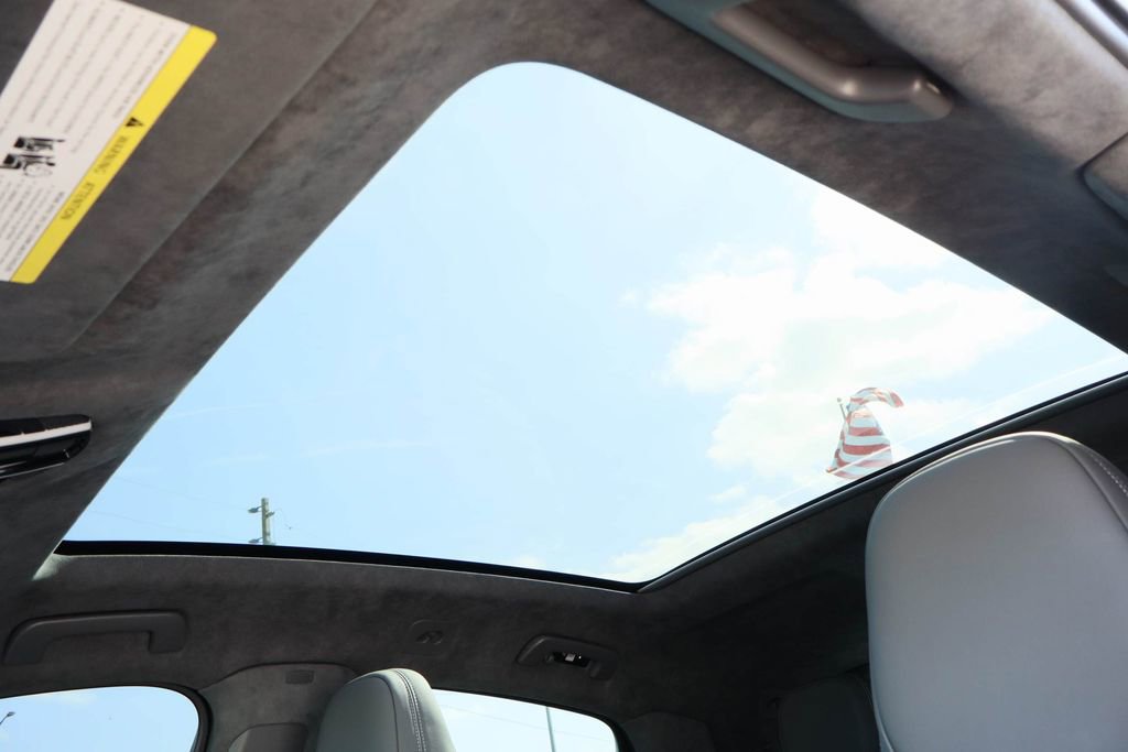 Used 2023 Porsche Cayenne GTS image 21