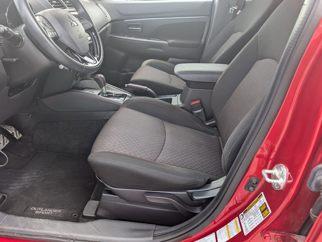 Used 2019 Mitsubishi Outlander Sport LE image 13