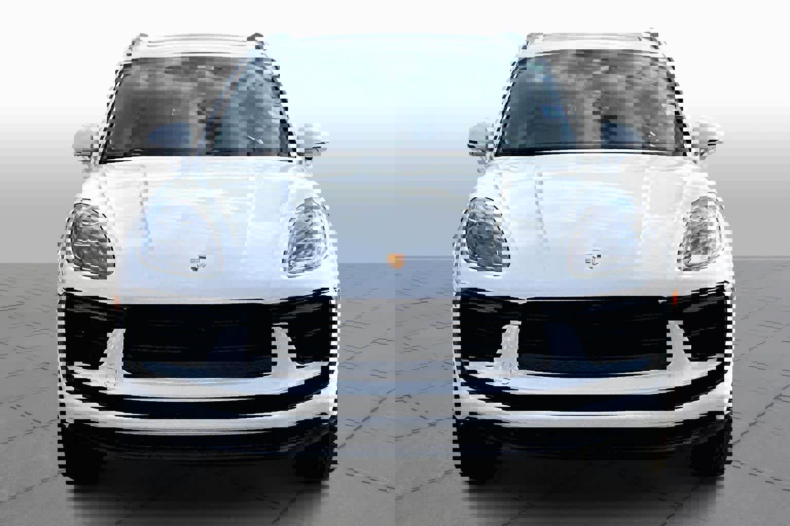 Used 2025 Porsche Macan image 4