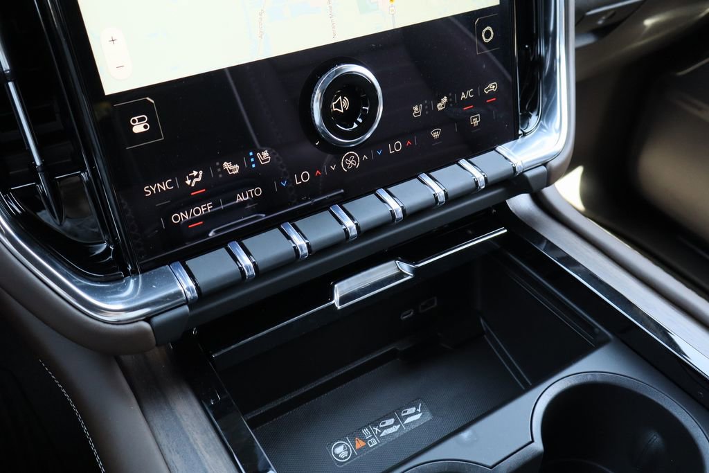 Certified 2026 GMC Yukon Denali Ultimate w/ LPO, Illumination Package image 19