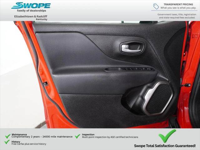 Certified 2023 Jeep Renegade Latitude AWD/4WD image 13