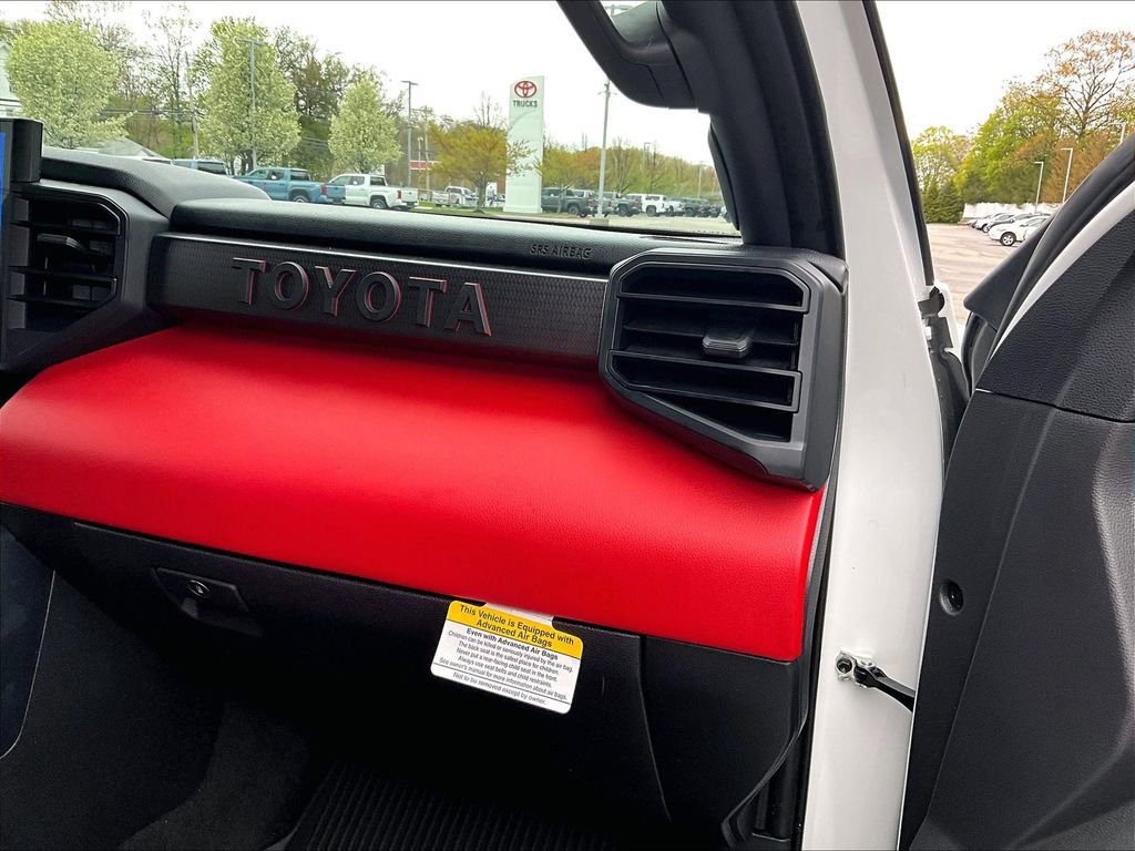 Used 2025 Toyota Tundra TRD Pro AWD/4WD image 13