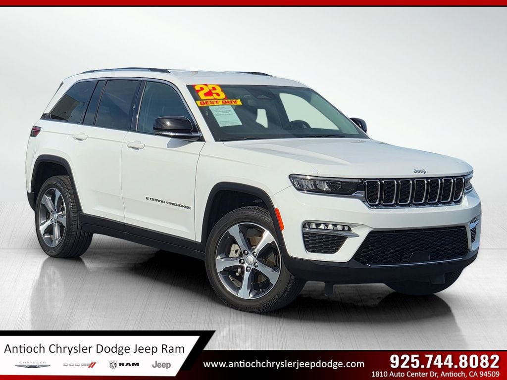 Certified 2023 Jeep Grand Cherokee Limited w/ Trailer Tow Prep Group (B) AWD/4WD image 1