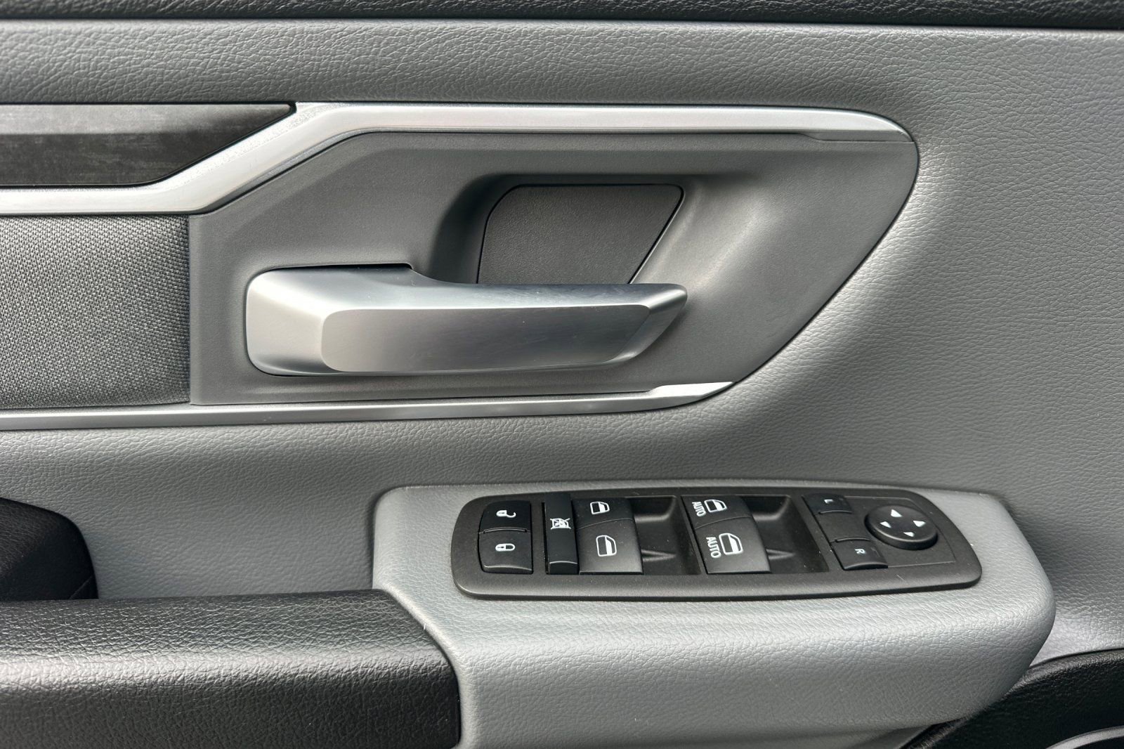 Used 2022 RAM 1500 Big Horn RWD image 13