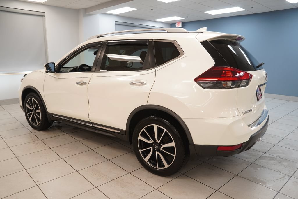 Used 2018 Nissan Rogue SL w/ Premium Package AWD/4WD image 8