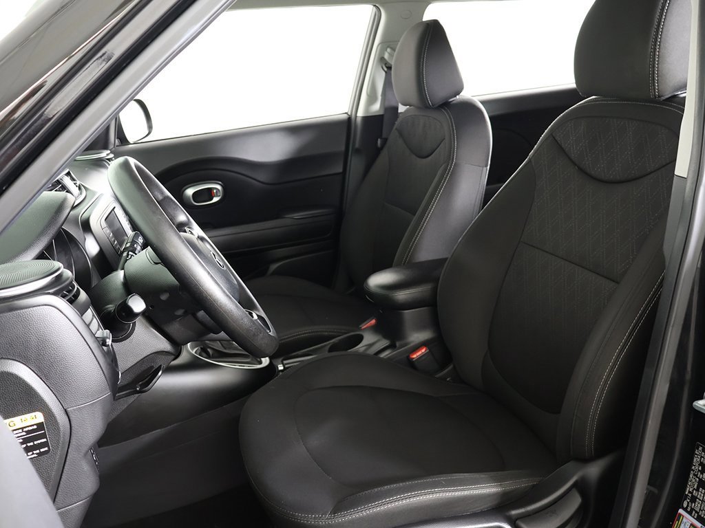 Used 2017 Kia Soul image 24