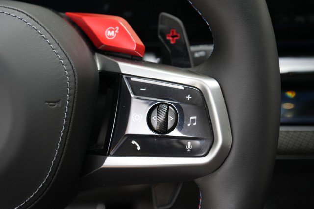 Used 2025 BMW M5 w/ Executive Package image 38