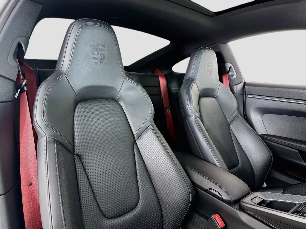 Used 2021 Porsche 911 Carrera RWD image 18