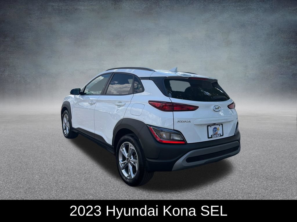 Used 2023 Hyundai Kona SEL AWD/4WD image 3