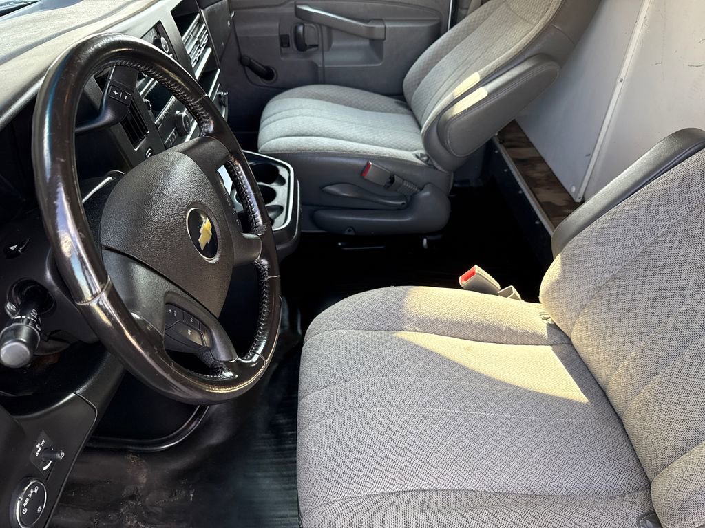 Used 2020 Chevrolet Express 3500 w/ Driver Convenience Package image 13