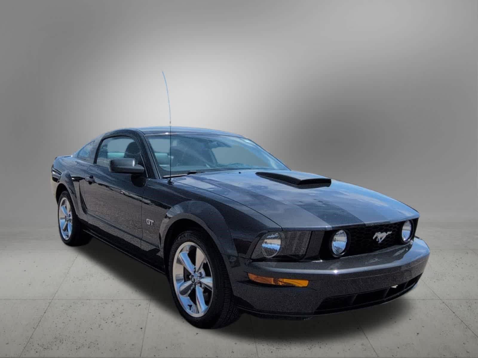Used 2007 Ford Mustang GT Premium RWD image 8