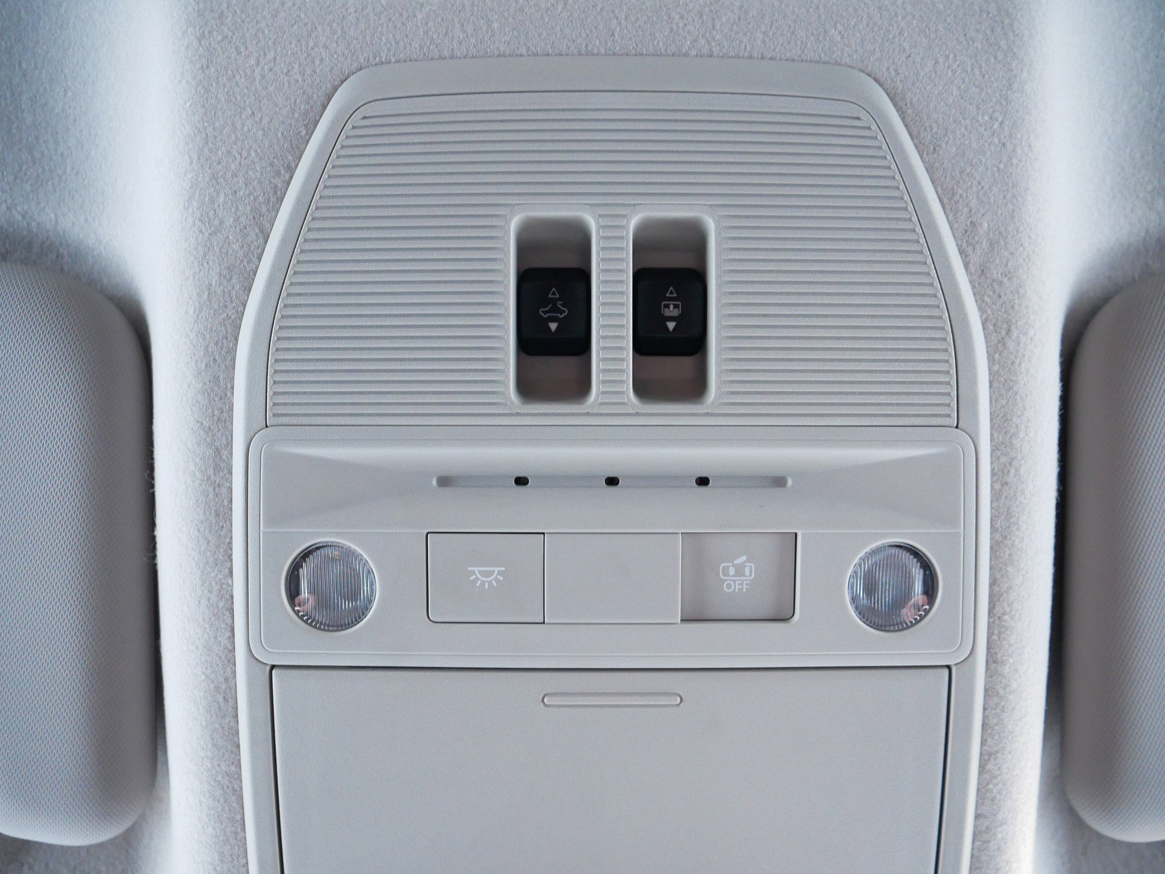 Certified 2025 Nissan Kicks SV w/ SV Premium Package image 33