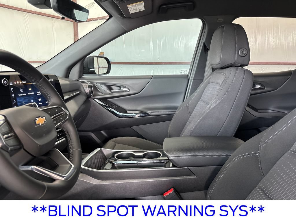Used 2025 Chevrolet Equinox LT w/ Safety and Technology Package FWD image 16