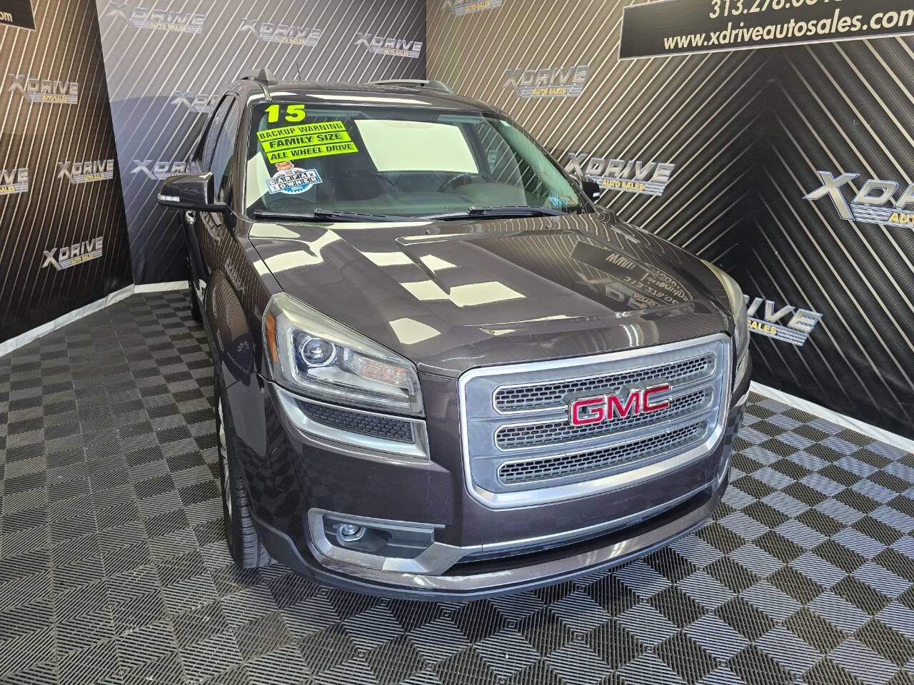 Used 2015 GMC Acadia SLT image 5