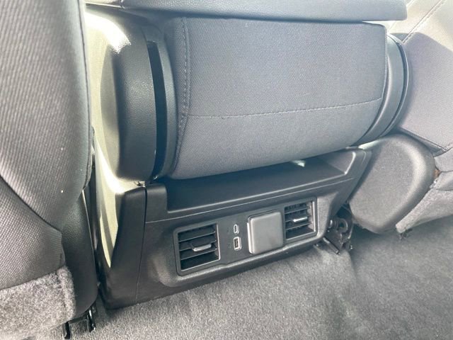 Certified 2025 Chevrolet Silverado 1500 LT AWD/4WD image 19