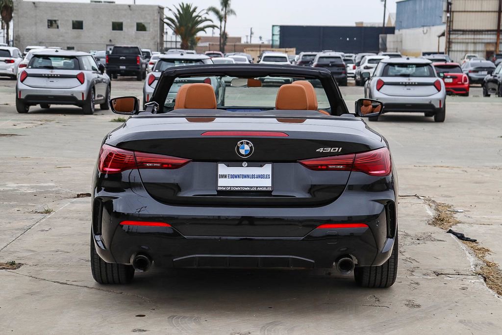 Used 2026 BMW 430i Convertible w/ M Sport Package RWD image 13
