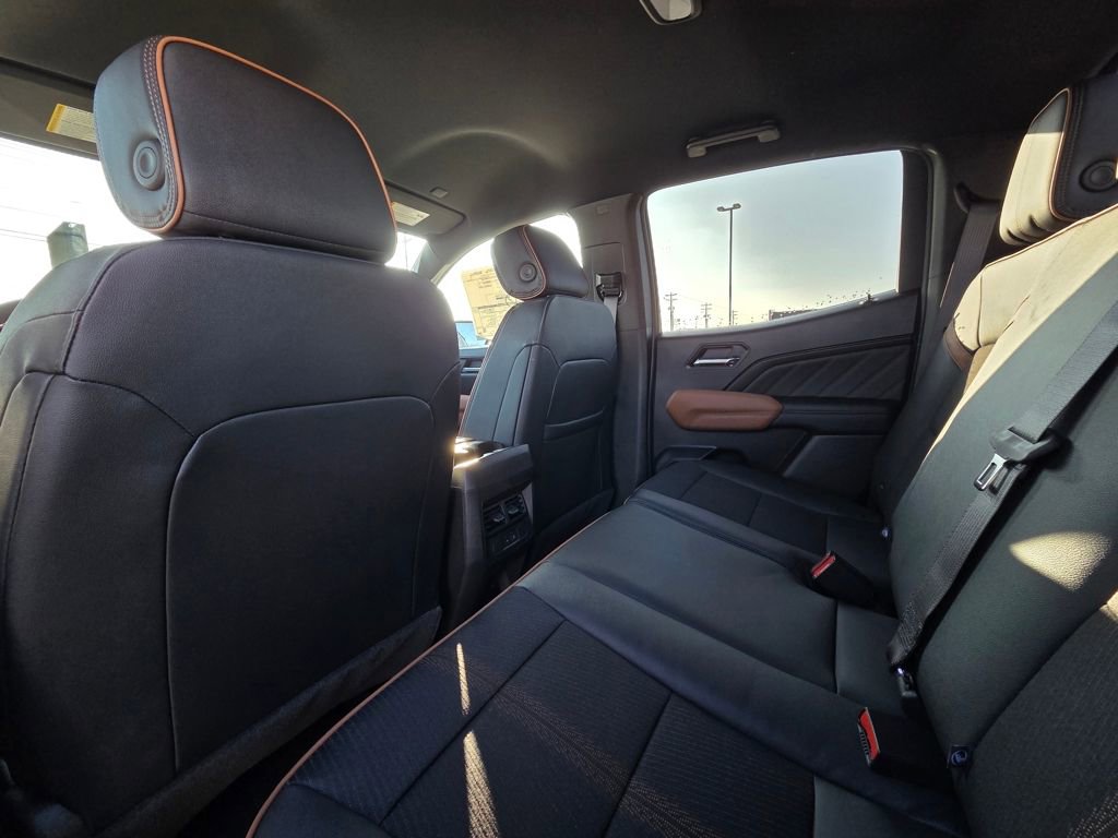 New 2026 GMC Canyon AT4 AWD/4WD image 27