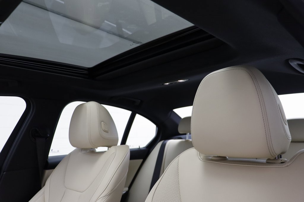 Certified 2025 BMW 330i xDrive Sedan w/ Convenience Package image 12