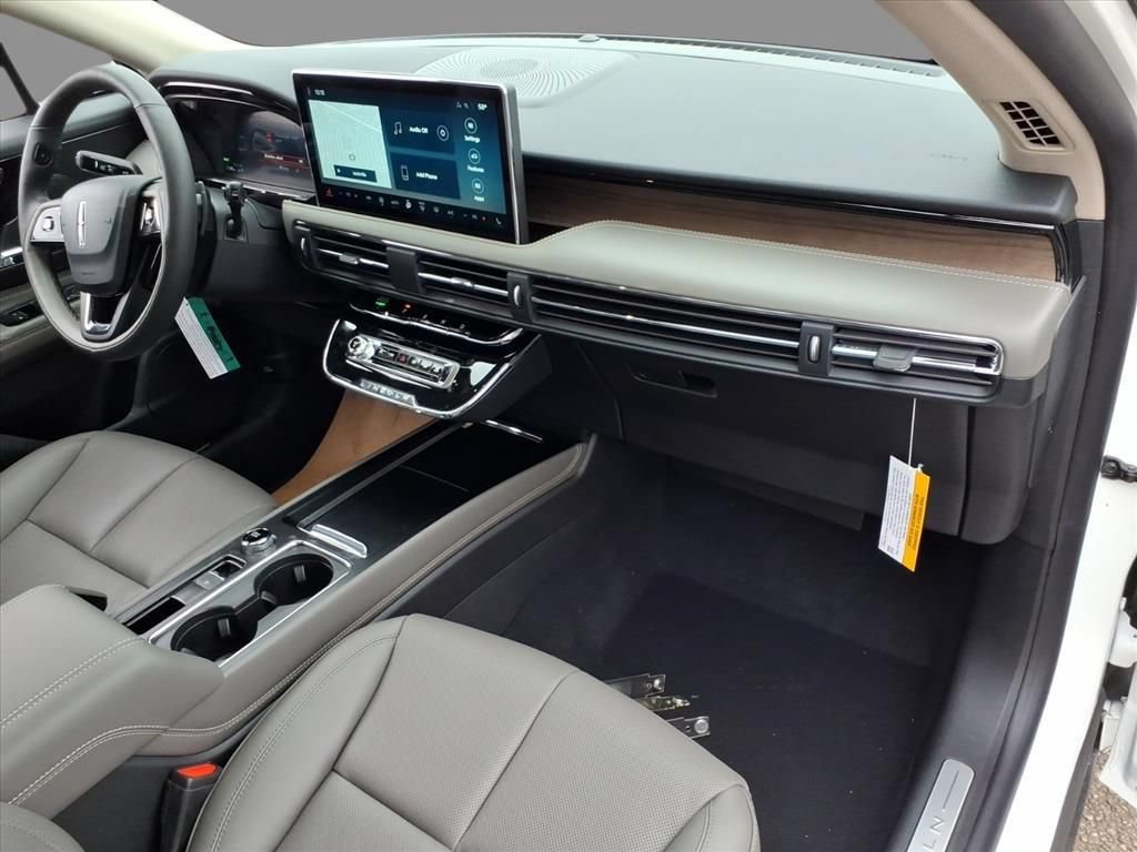 New 2026 Lincoln Corsair Grand Touring AWD/4WD image 12
