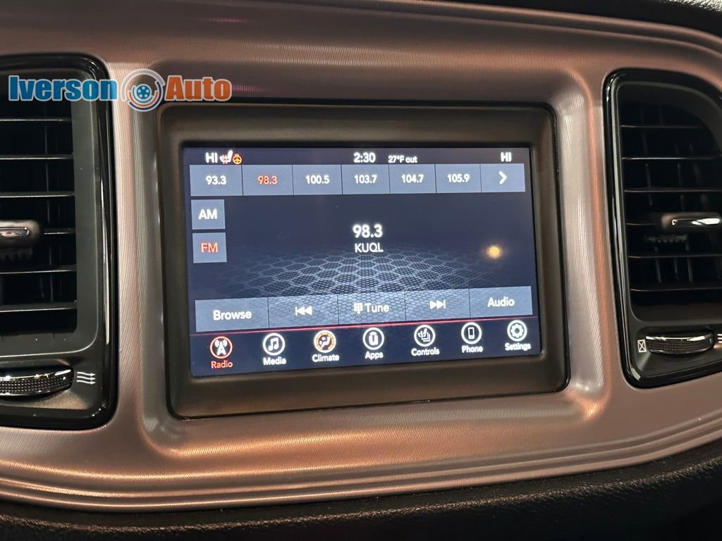 Used 2023 Dodge Challenger SXT w/ Blacktop Package image 21