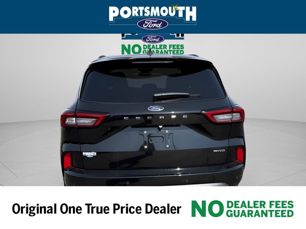 New 2025 Ford Escape ST-Line Elite w/ Class II Trailer Tow Package AWD/4WD image 27