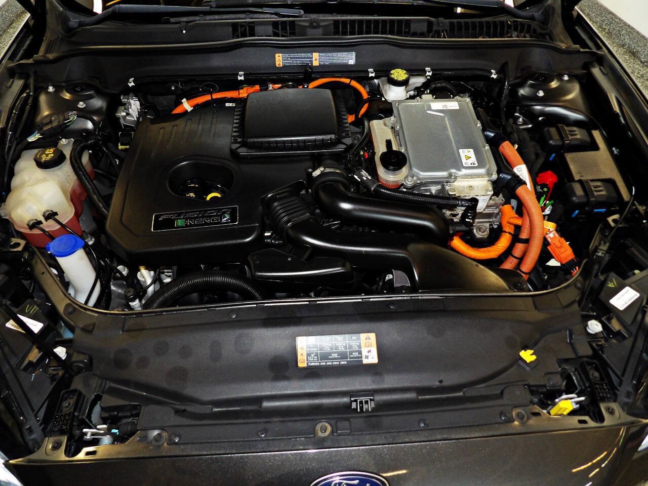 Used 2018 Ford Fusion Energi SE FWD image 22