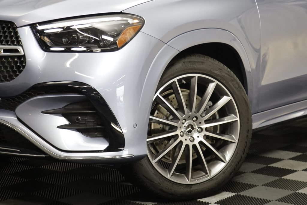 Used 2026 Mercedes-Benz GLE 580 4MATIC image 3