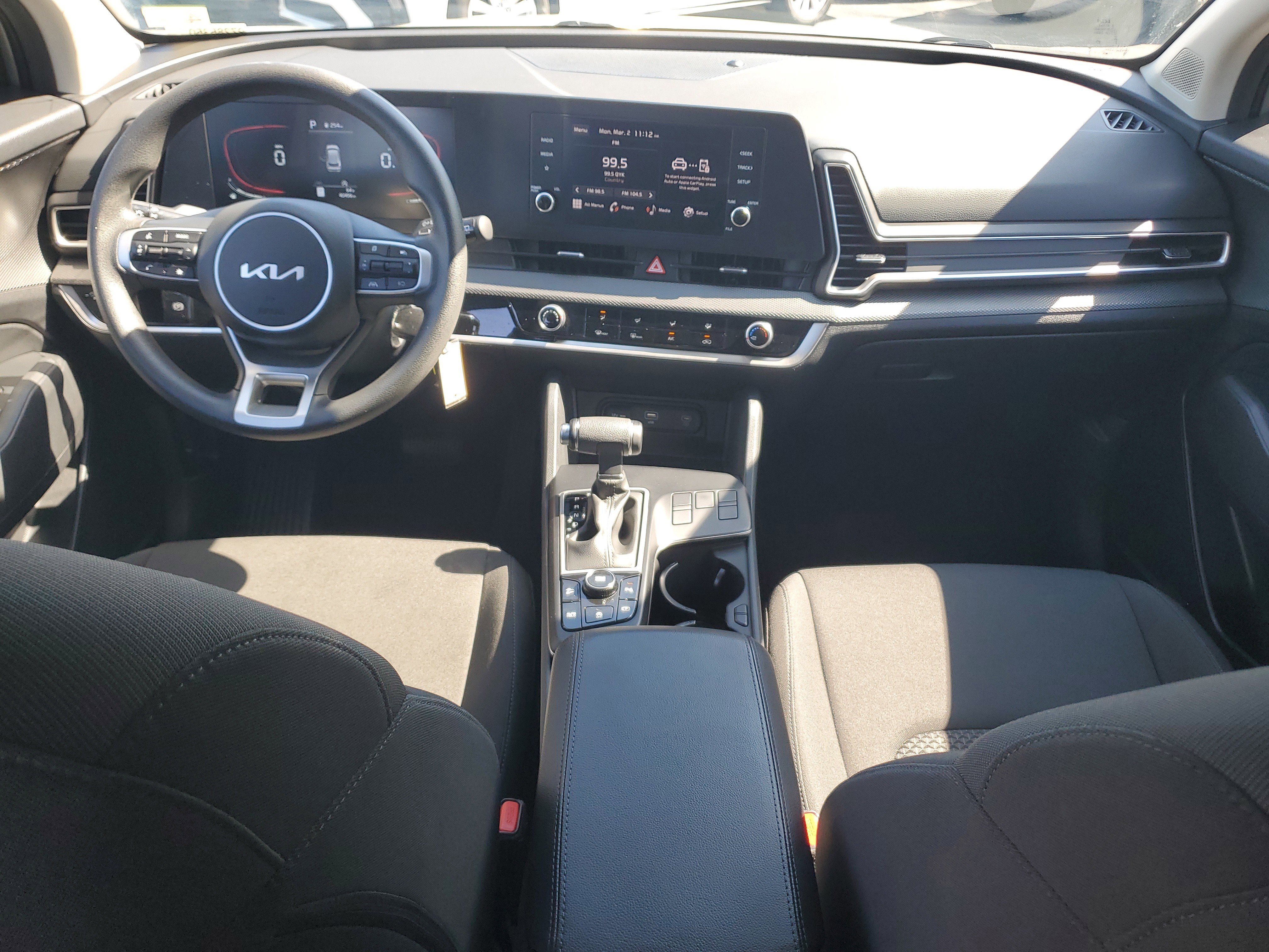 Used 2024 Kia Sportage LX image 18