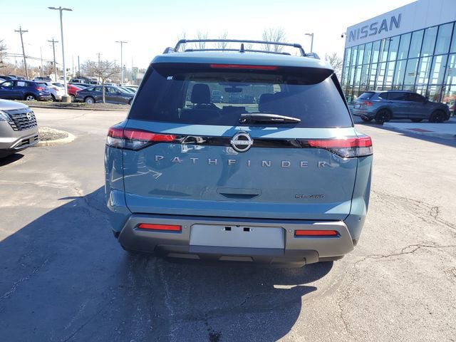 New 2026 Nissan Pathfinder SL image 6