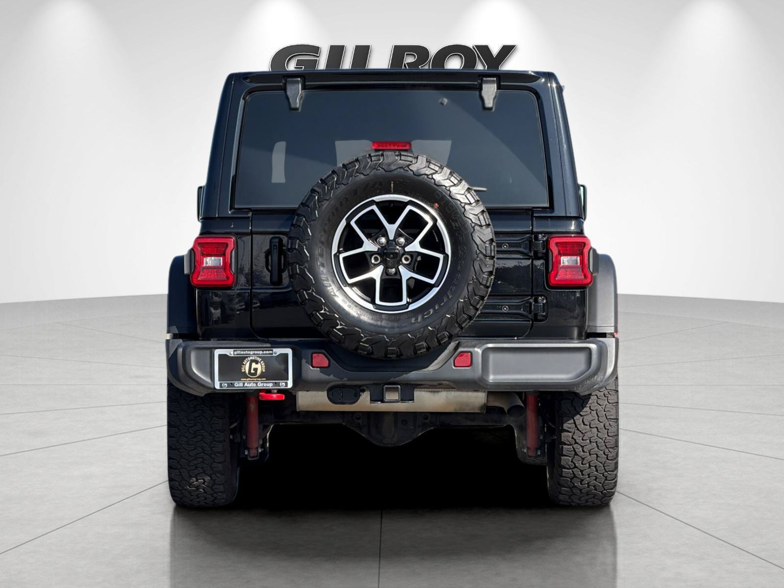 Used 2025 Jeep Wrangler Unlimited Rubicon AWD/4WD image 5