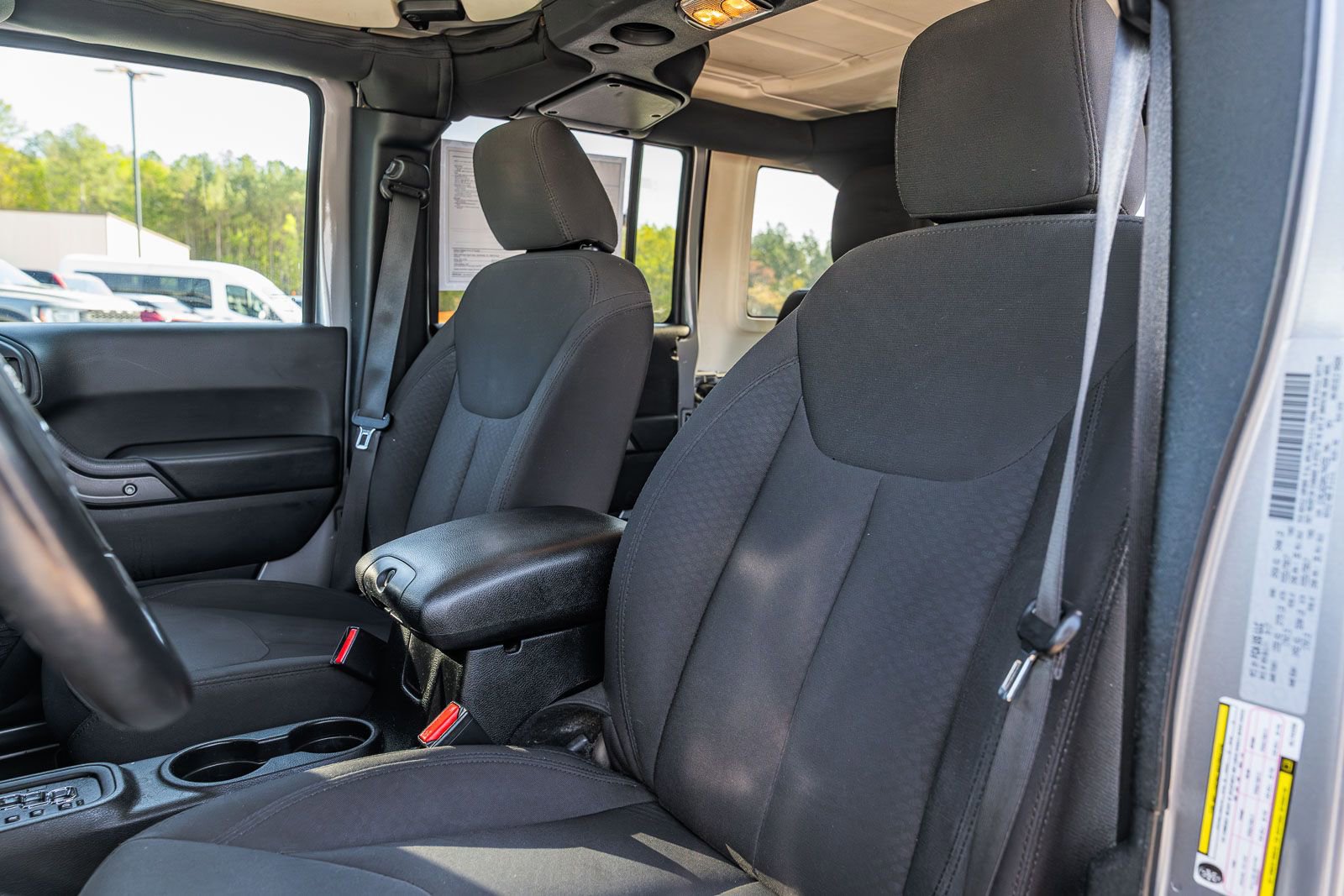 Used 2017 Jeep Wrangler Unlimited Sport w/ Quick Order Package 24S AWD/4WD image 19