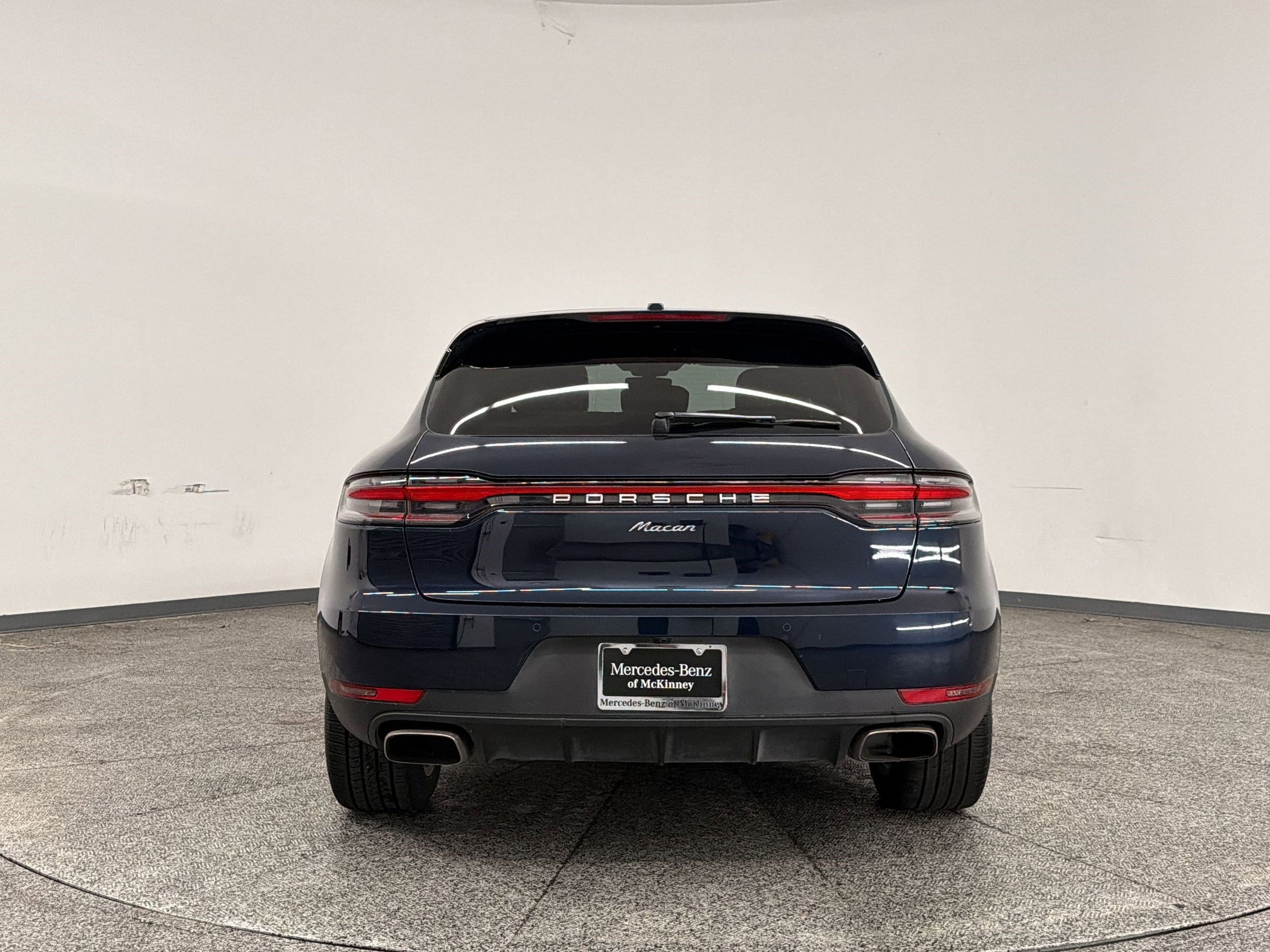 Used 2021 Porsche Macan image 9