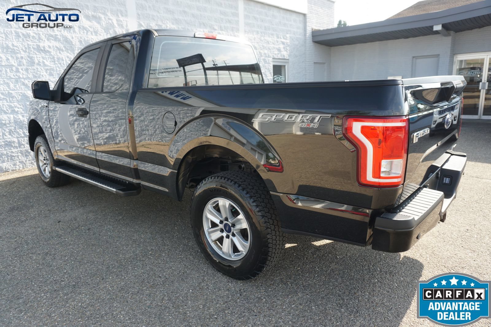 Used 2015 Ford F150 XL w/ Equipment Group 101A Mid AWD/4WD image 8