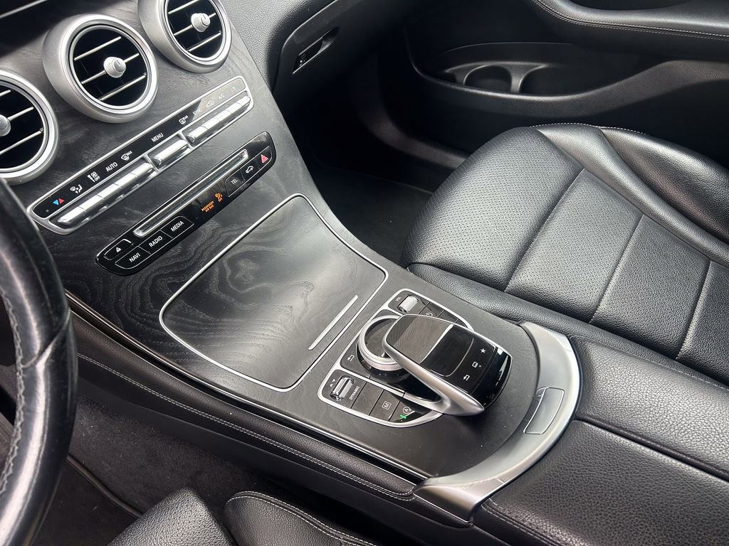 Used 2016 Mercedes-Benz GLC 300 image 27