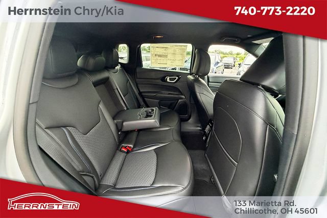 New 2026 Jeep Compass Latitude AWD/4WD image 28