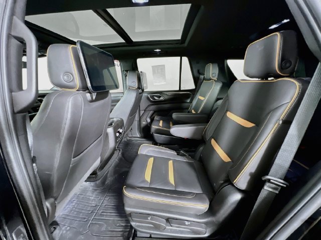 Used 2023 GMC Yukon AT4 w/ AT4 Premium Package AWD/4WD image 24