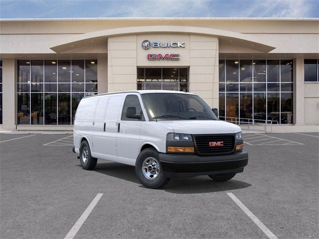 New 2025 GMC Savana 2500