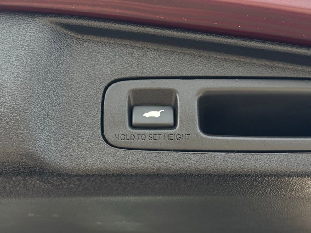 Used 2017 Honda CR-V Touring image 15
