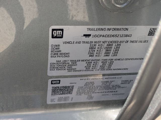 Used 2025 Chevrolet Silverado 1500 LT image 43