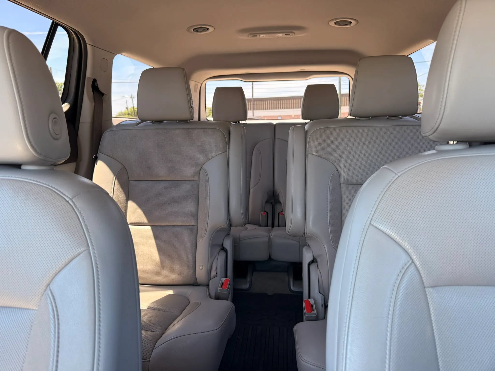 Used 2019 GMC Acadia SLT FWD image 35