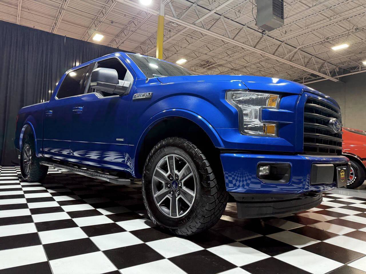 Used 2017 Ford F150 XLT w/ Equipment Group 302A Luxury image 15