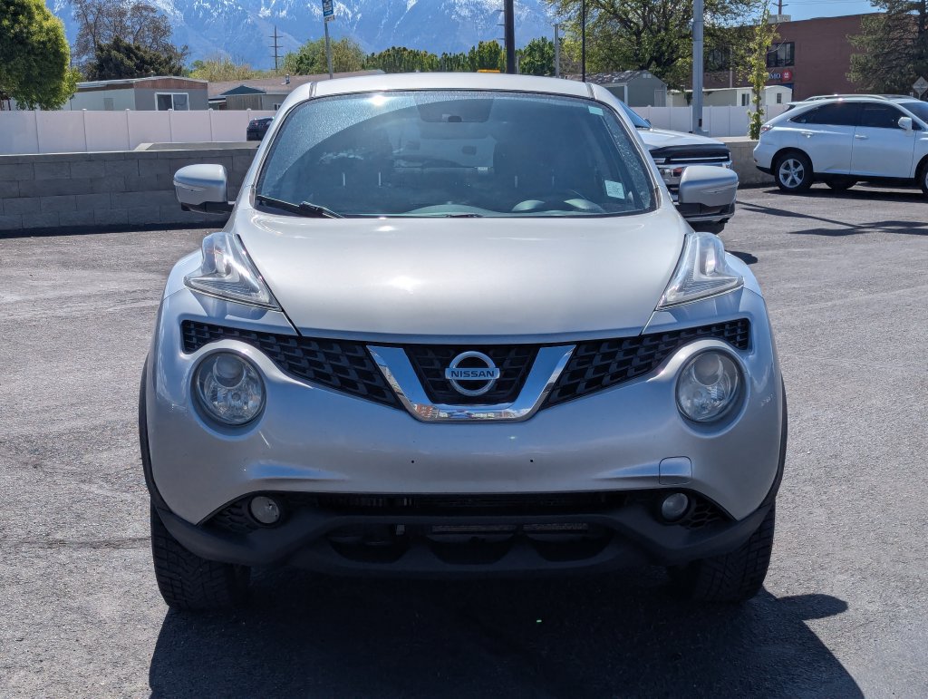 Used 2015 Nissan Juke SV w/ Technology Package AWD/4WD image 10
