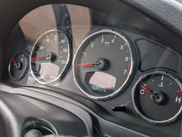 Used 2012 Jeep Liberty Sport w/ Popular Equipment Group AWD/4WD image 17